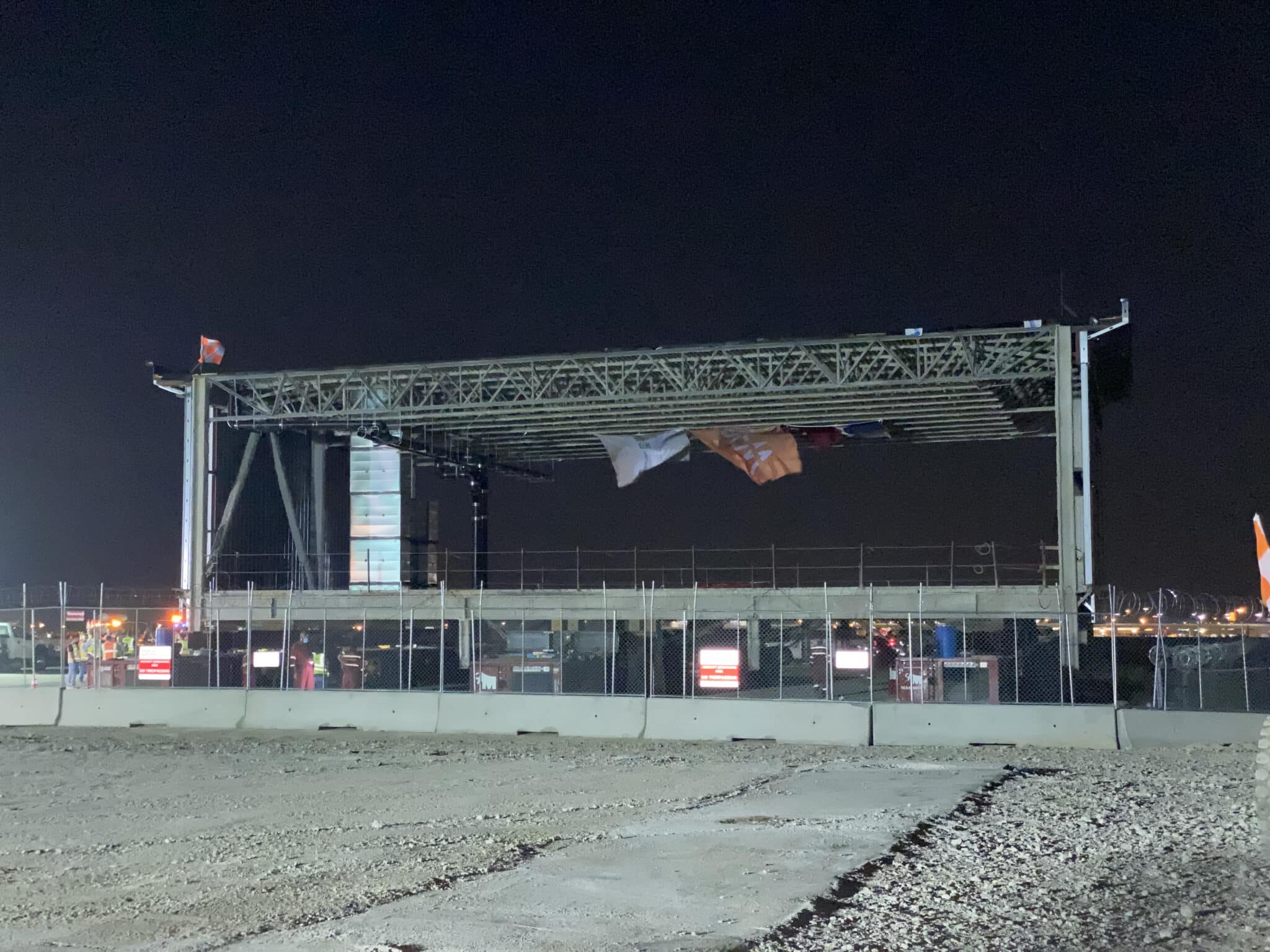 DFW Terminal C High Gates - CARCON INDUSTRIES